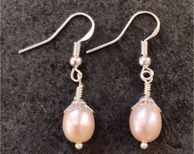 Pink freshwater pearl earrings, pink pearl earrings, pink pearl jewelry, pearl earrings, pale pink pearl earrings