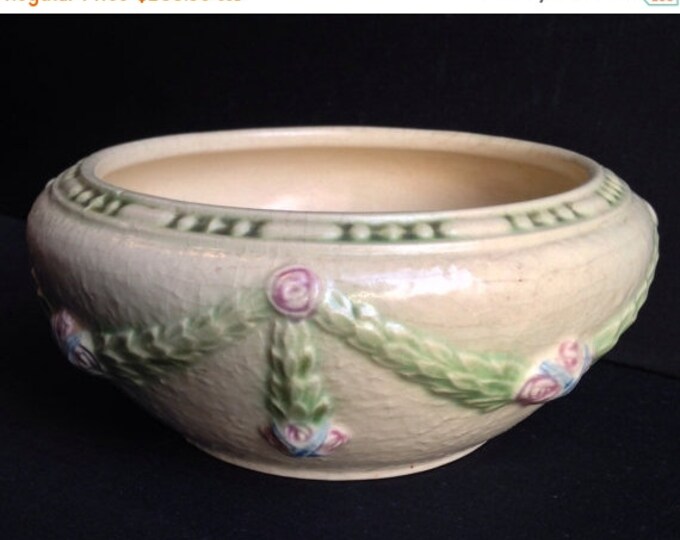 Storewide 25% Off SALE Vintage Egg-Shell & Raised Garland Roseville Pottery Bowl Crafted in The Iconic and Rare 'La Rose' Pattern