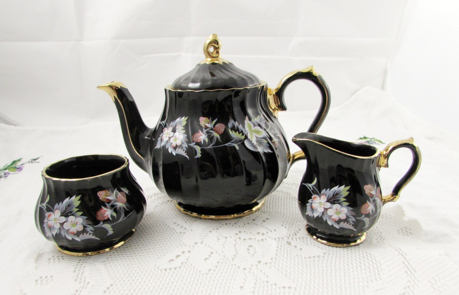 Black Sadler Teapot Cream and Sugar Set with Strawberry
