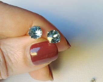 Studs, studs earrings, Silver earrings, crystal earrings, swarovski crystal, donna, anniversary or birthday gift