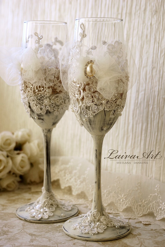 Rustic Wedding Champagne Glasses 4