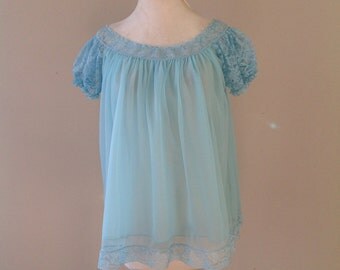 M / Vintage Babydoll Nightie Negligee Lingerie / Sheer See Through Nylon Chiffon / Medium / Lady Leonora Lingerie / FREE USA Shipping