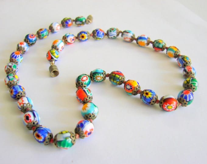 Vintage Chinese Hand Painted Art Glass Bead Choker Necklace 1960s-1970s