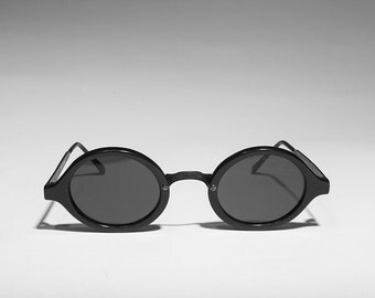 Art Deco Oval Vintage Sunglasses with Embossed Metal Temples - Degas