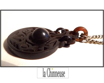 MOURNING LOCKET 19 e century Napoleon lll Gutta Percha /Antique Locket 19th century Locket / medallion of mourning Napoleon lll.