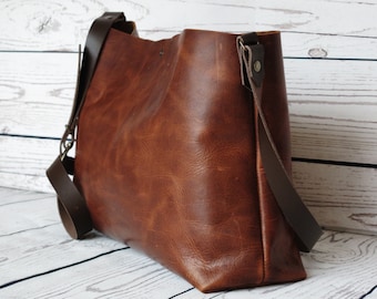 Distressed leather shoulder bag, leather purse, leather bag, leather crossbody bag, stylish tote bag, leather handbag