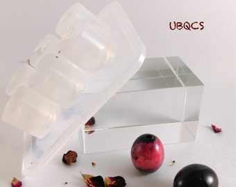 20mm and 15mm long oval beads silicone mold to make up to 6 beads; keep sake, 2mm drilled hole ; beads jewellery
