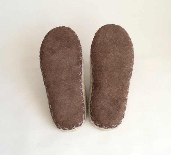 Wool slippers for women. Felt slippers. Felted wool by FamilyFelt