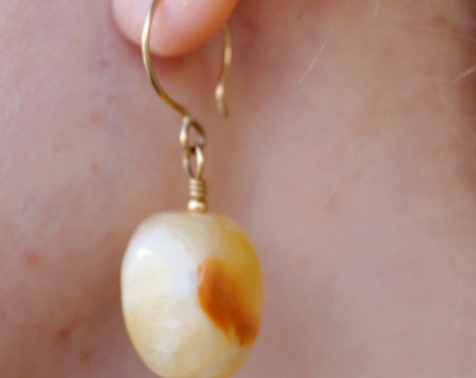 White onyx earrings - Natural semiprecious stone jewelery - large onyx earrings - onyx Gold Plated earrings- gift for her- Vintage Earrings