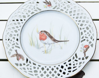 Vintage Robins - dessert plate < 3