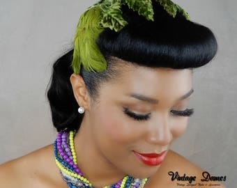 1940s 1950s Green Vintage Headband Hat with Velvet Leaves and Feathers