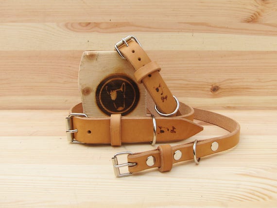 Dog Collar in Natural Leather - Classic Comfort Collar for Small and Large Dogs - Dog Lovers Gift - Italian Handmade Collars - YupCollars