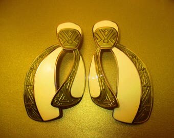 CLEARANCE WAS 25.00 BEREBI Vintage Tribal Style Earrings