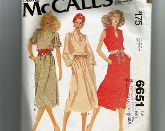 McCall's Misses' and Women's Dress Pattern 6651