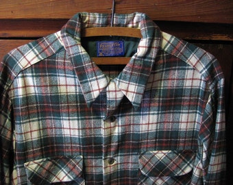 Men's Pendleton Shirt 100 % Soft Wool Green Brown White Plaid Collar Front Pockets Long Sleeve Button Front & Cuffs Men's XL Ready to Wear
