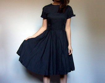 Vintage Rockabilly Dress Black Dress Swing Dress Full Skirt Dress Simple Dress Knee Length Dress - Small to Medium S M