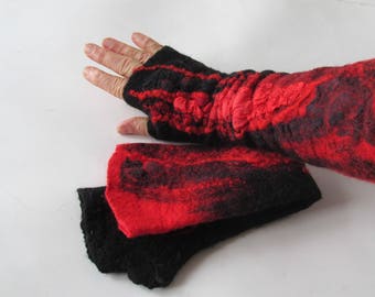 Hand Felted Mittens, Black fingerless gloves, Wool gloves, Black and Red, Winter gift, Halloween Vampire, Warm mitts, Black gloves