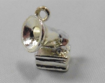 Bulk Lot Of 12 Silver Tone Retro Gramophone Jewelry Findings