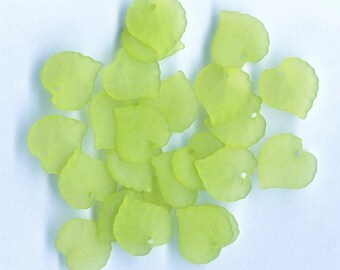 Pale Green Lucite Leaf Beads, 16mm Light Peridot Green Leaf Bead, Peridot Leaf Bead, Spring Green Leaves, Spring Charm Bracelet, Green Leaf