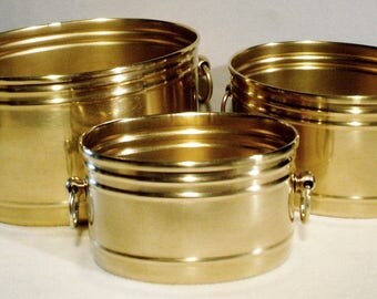 Vintage Solid Seamless Oval Brass Nesting Bowls Set Of 3
