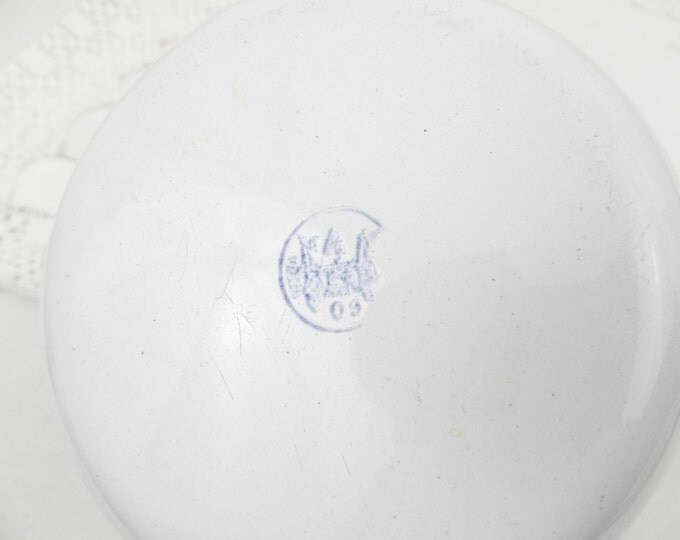 Antique French White Enamelware 2 Liter Water Dispenser / Syphon, Fountain, French Country Decor, Kitchen, Shabby, Cottage, Chic, Enamel Antique French White Enamelware 2 Liter Water Dispenser / Syphon, Fountain, French Country Decor, Kitchen, Shabby, Cottage, Chic, Enamel