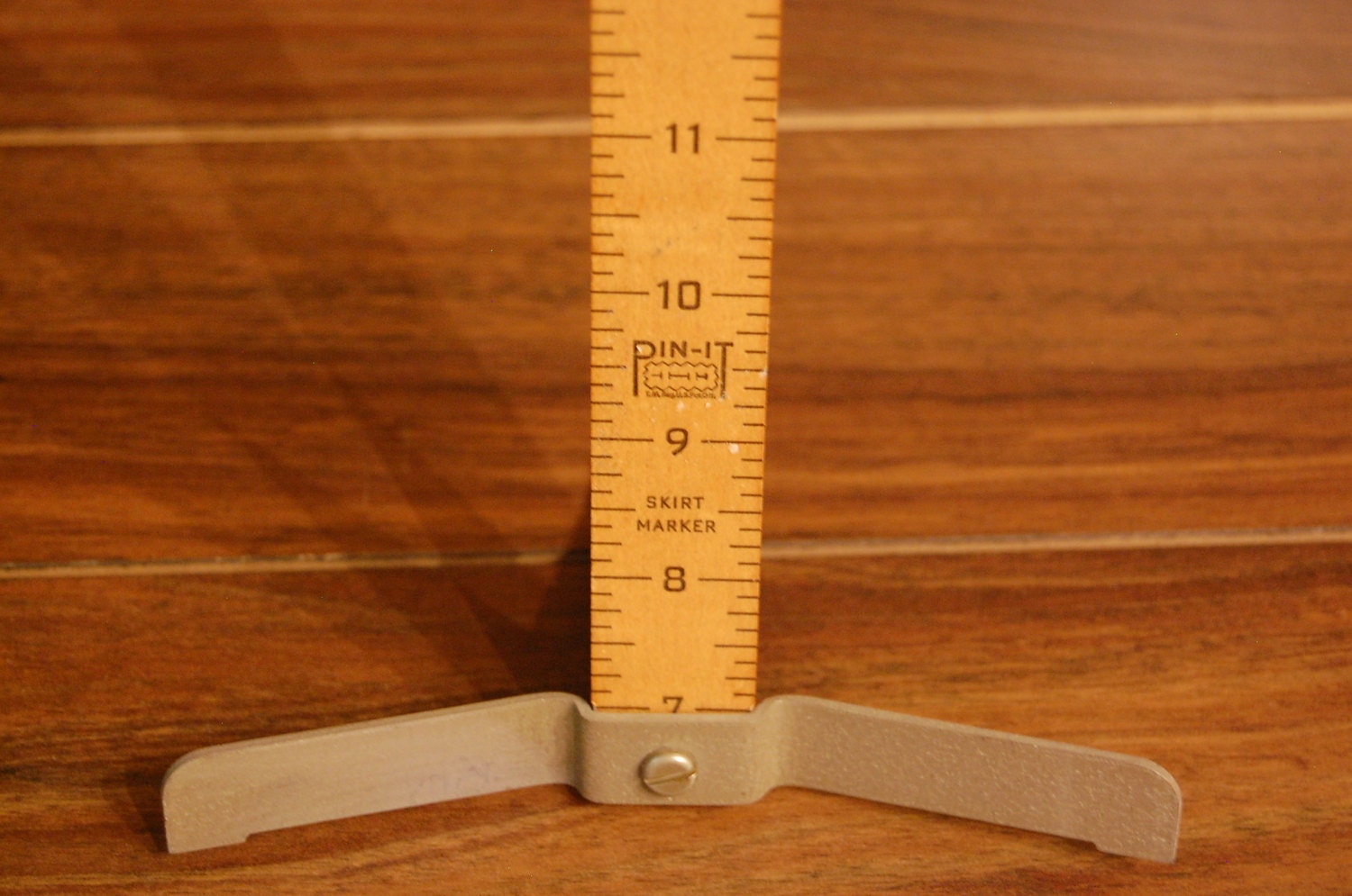 Vintage Dress Hem Line Ruler, Tailors Ruler, Dress Makers Ruler measure