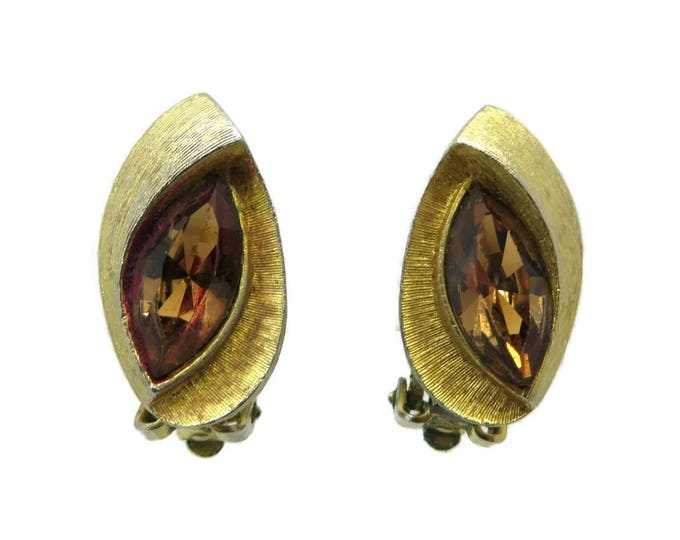 Vintage Kramer Earrings - Amber Rhinestone Gold Tone Modernist Clip-ons, Estate Runway Bridal Jewelry Gift Idea