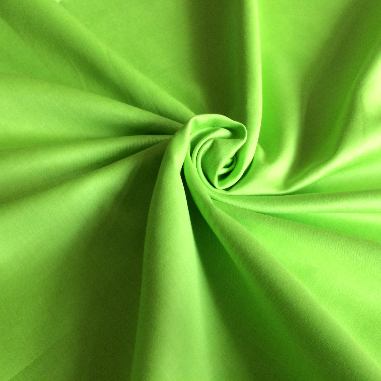 Plain cotton sateen fabric Spring Green 100% cotton 153