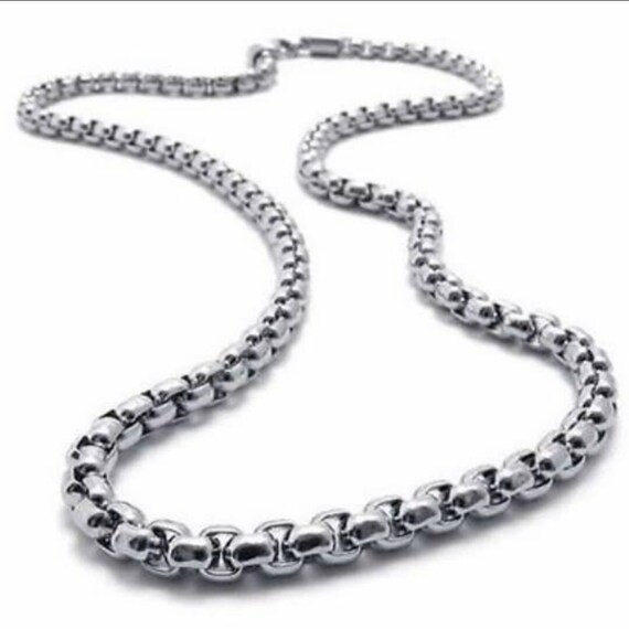 Stainless steel rounded box chain