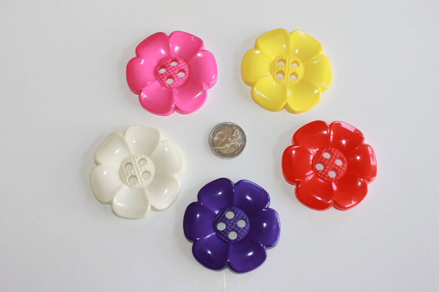 Huge flower button 65 mm flower buttons chunky 4 hole