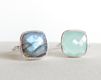 Silver Statement Ring - Gemstone Ring - Labradorite Ring - Stackable Ring