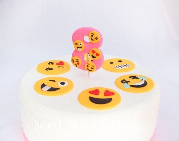 Fondant Emoji Personalized Cake Toppers