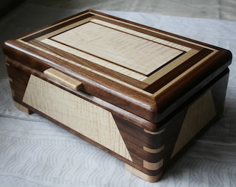 Wood Jewelry Box, Wooden Jewelry Box, Keepsake box, Jewelry Storage box, 1RDW
