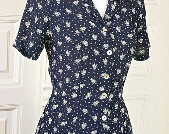 Vintage Laura Ashley Dress Floral Navy, Size 6 Dress (US), Size 10 Dress (UK), Floral Tea Dress, Short-Sleeve Blue and White Dress, British