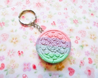 Pastel Kawaii- Rainbow Oreo Cookie Keychain, Kawaii Keychain, Cute Keychain, Sweet Lolita, Food Keychain, Polymer Clay, Gift Idea