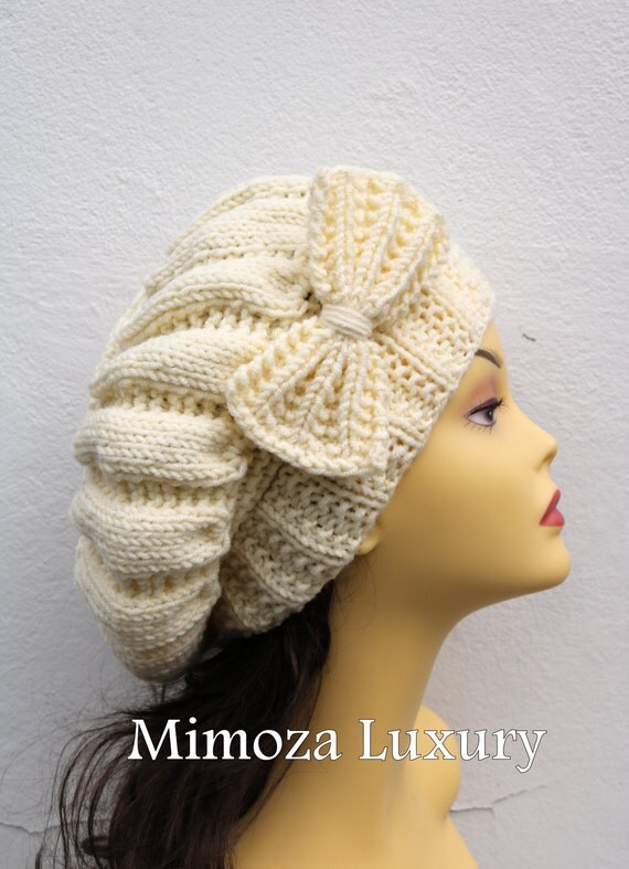 Cream Woman Hand Knitted Hat with Bow, Cream Beret hat with bow, Cream knit hat, slouchy knit women's hat with bow, winter hat, Cream