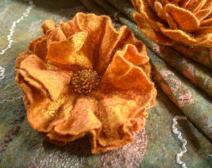 Orange Felt Wool Brooch Felted Bright Brooch Wool Flower Hat Dress Elegant Fashion Wool Jewelry Accessories Mother Gift Felted Flower Pin