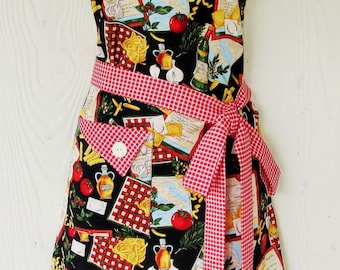PLUS SIZE Apron, Retro Apron, Italian Cooking Apron, Women's Full Apron, Olive Oil, Pasta, Tomatoes, KitschNStyle