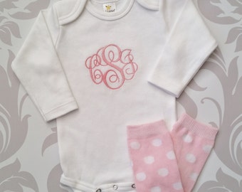 Baby girl coming home outfit pink and gold knit baby blanket