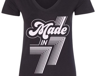 Made in 1977 Women's V-Neck Fitted T-Shirt 40th Birthday Party Born In '77 - TA_00399