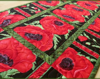 Quilted Table Runner Quilt Red Poppy Flora 566