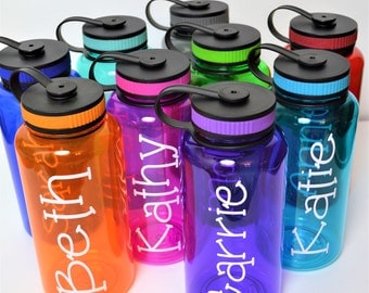 Bridal Party Gift // Bridesmaid Gift // Flower Girl Gift // Destination Wedding // Bridesmaid Water Bottle // Bachelorette Party Bottles