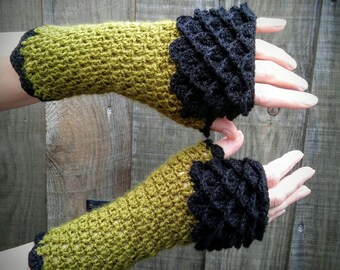 Sparkly Fingerless Dragon Gloves