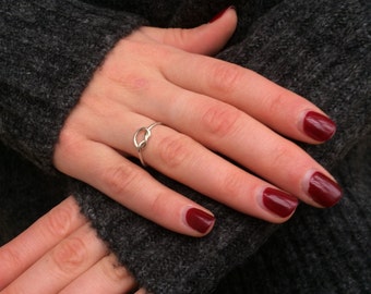 Silver knot ring/tiny silver knot/sterling silver knot ring/love knot ring/silver love knot