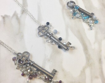 Vintage Skeleton Key Necklace - Long Black Necklace - Long Black Beaded Necklace - Vintage Necklace