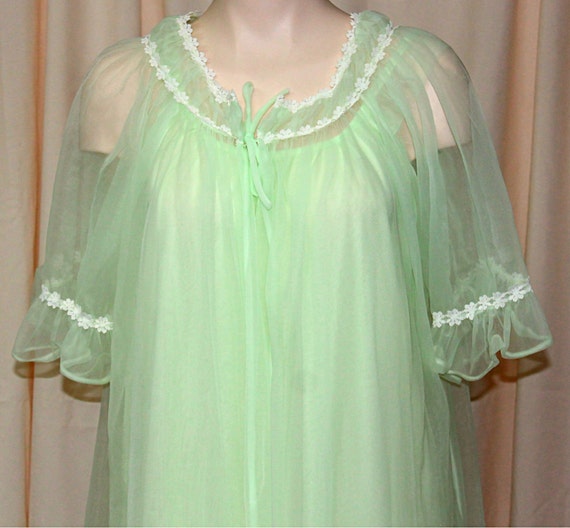Vintage Chiffon Peignoir Set Mint Green Nightgown with