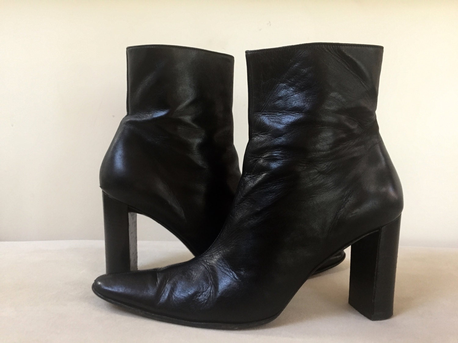 Vintage black leather women's half boots booties ankle