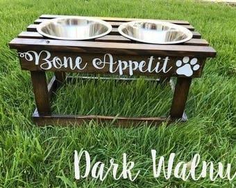 Personalized Elevated Dog Bowl Stand / Wooden Pet Feeder / Dog Feeder / Pallet Stand