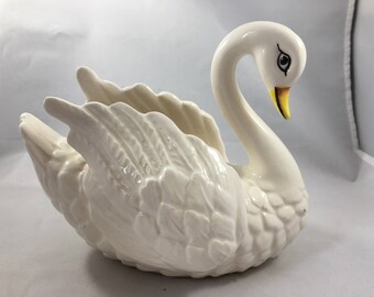 Vintage Pretty White Enesco Swan Planter