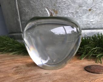 Tiffany & Co. Glass Paper Weight, Tiffany and Co. Teacher Gift, Tiffany Glass Apple Paper Weight, Teacher Gift, Tiffany and Co Office Decor